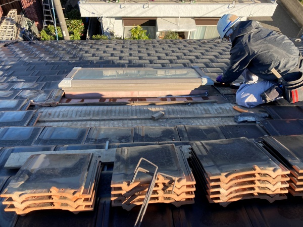 屋根の雨漏り修理工事