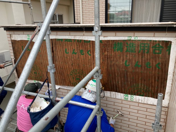ベランダの外壁修理工事
