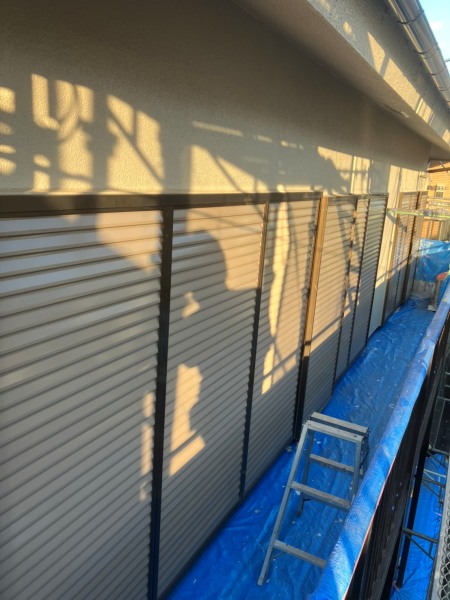 屋根と外壁塗装工事