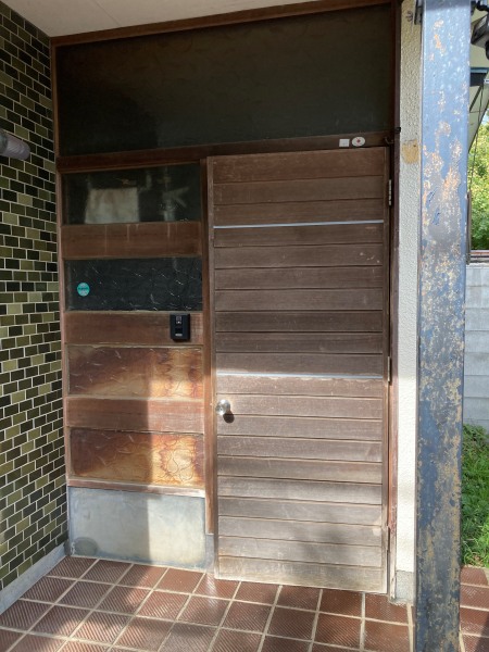 玄関ドアの交換工事