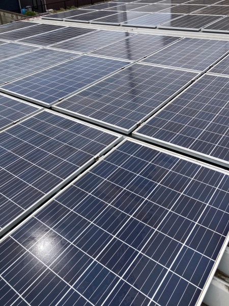 太陽光パネル洗浄工事